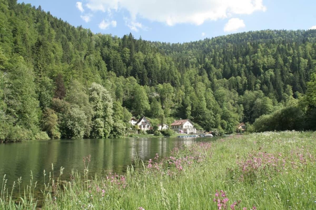 Gite 3 étoiles entre sources et rivière Besançon Vaire-le-Grand Exterior foto